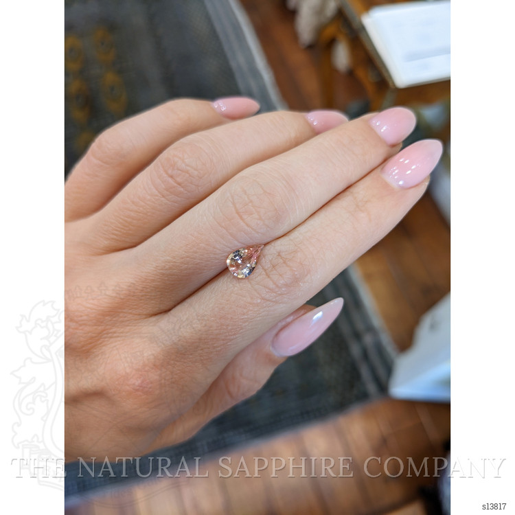 1.14 Ct. Padparadscha Sapphire from Ceylon (Sri Lanka)