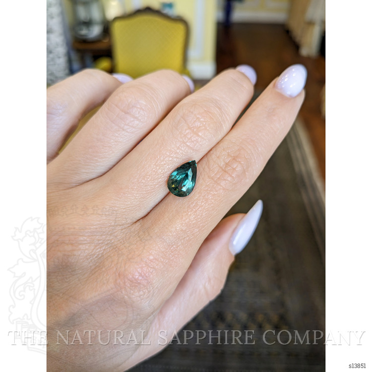 3.08 Ct. Bluish Green Sapphire from Ceylon (Sri Lanka)