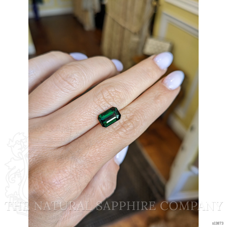 2.99 Ct. Bluish Green Sapphire from Ceylon (Sri Lanka)
