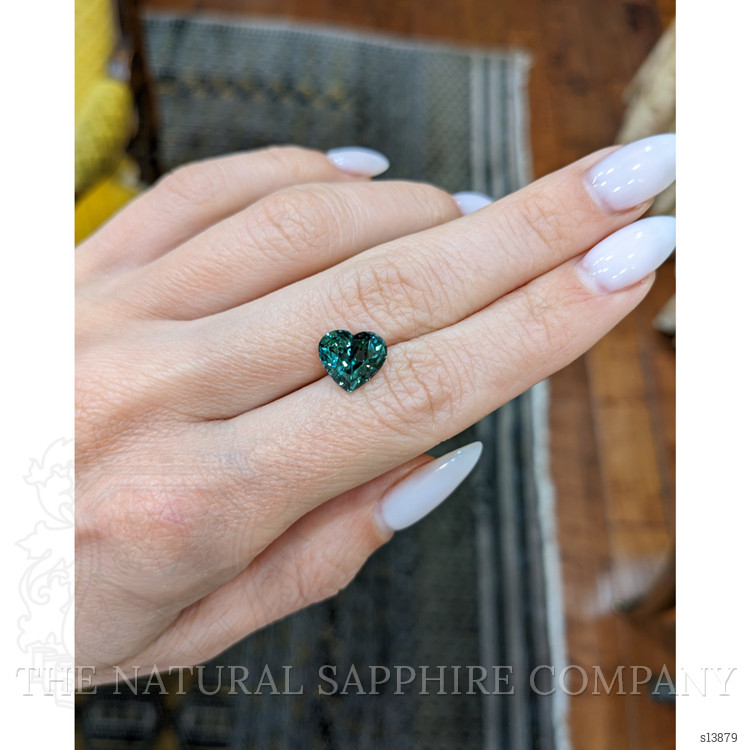 4.02 Ct. Greenish Blue Sapphire from Ceylon (Sri Lanka)