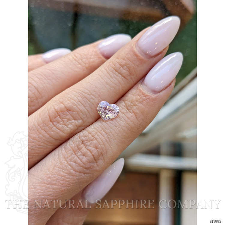 1.65 Ct. Pink Sapphire from Ceylon (Sri Lanka)