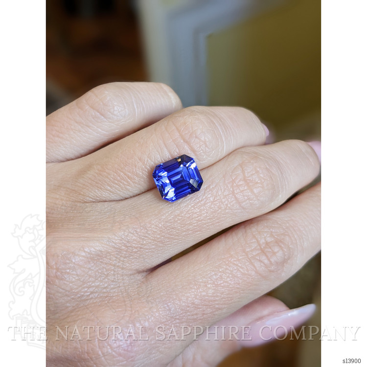 5.07 Ct. Blue Sapphire from Ceylon (Sri Lanka)