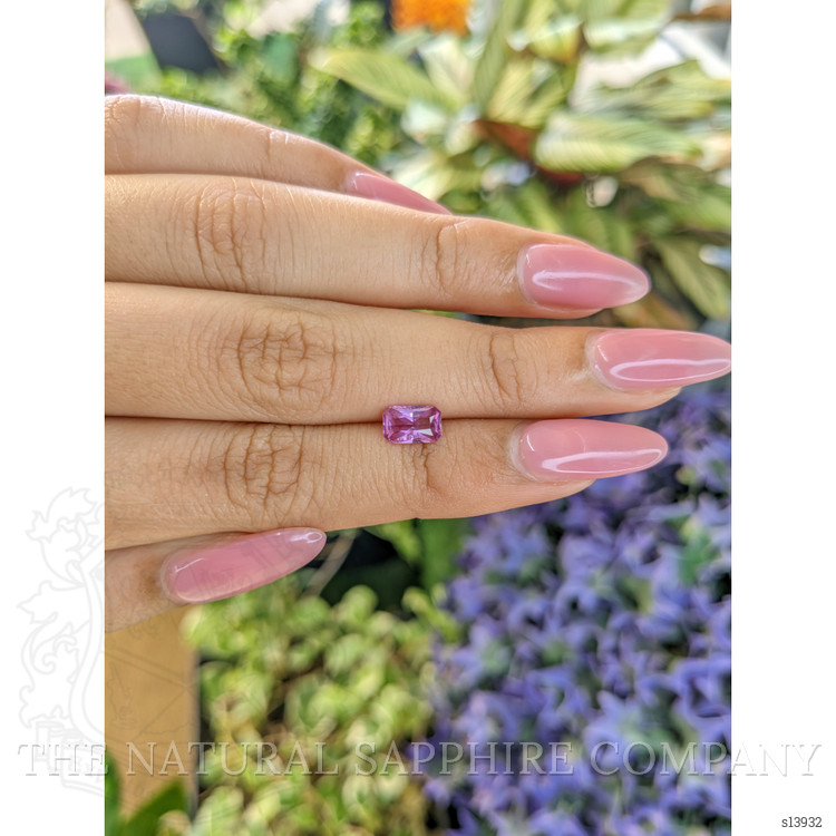 0.92 Ct. Pinkish Purple Sapphire from Ceylon (Sri Lanka)