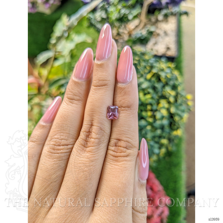 1.04 Ct. Purple Sapphire from Ceylon (Sri Lanka)