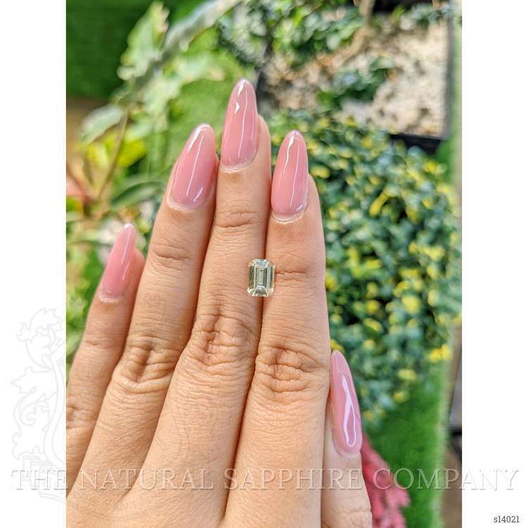 1.30 Ct. Yellow Sapphire from Ceylon (Sri Lanka)