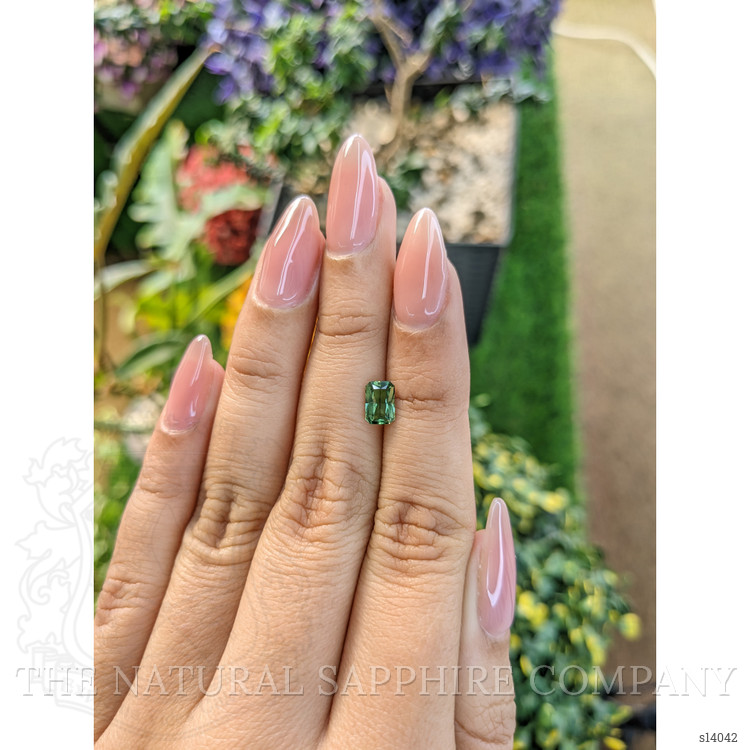 0.87 Ct. Green Sapphire from Ceylon (Sri Lanka)