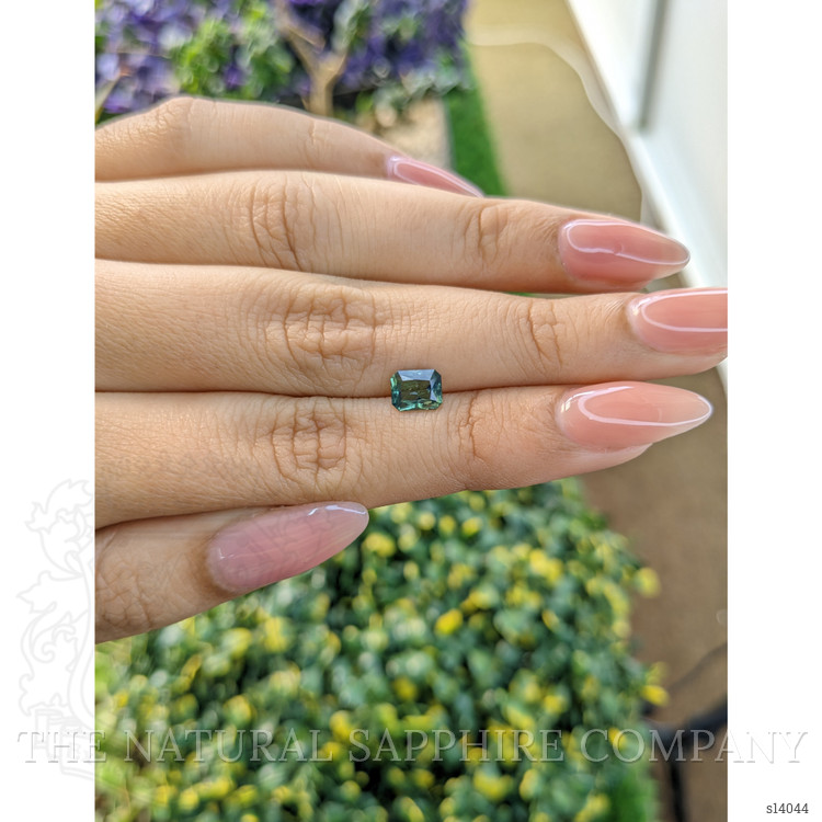 0.93 Ct. Green Sapphire from Ceylon (Sri Lanka)