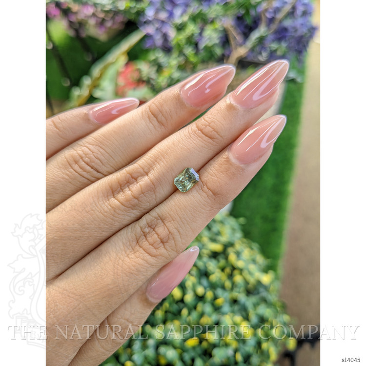 1.30 Ct. Yellowish Green Sapphire from Ceylon (Sri Lanka)