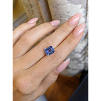 3.52 Ct. Blue Sapphire from Ceylon (Sri Lanka) Life Style