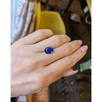 4.13 Ct. Blue Sapphire from Ceylon (Sri Lanka) Life Style