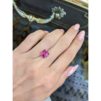 3.13 Ct. Pink Sapphire from Madagascar Life Style