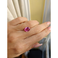 3.47 Ct. Pink Sapphire from Ceylon (Sri Lanka) Life Style