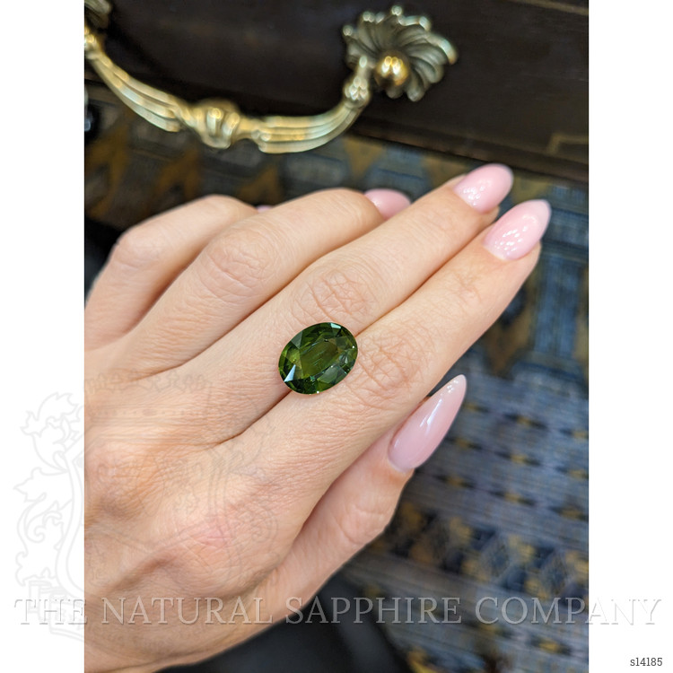 8.13 Ct. Green Sapphire from Ceylon (Sri Lanka)