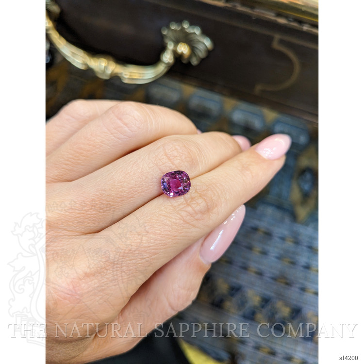 3.03 Ct. Purplish Pink Sapphire from Ceylon (Sri Lanka)