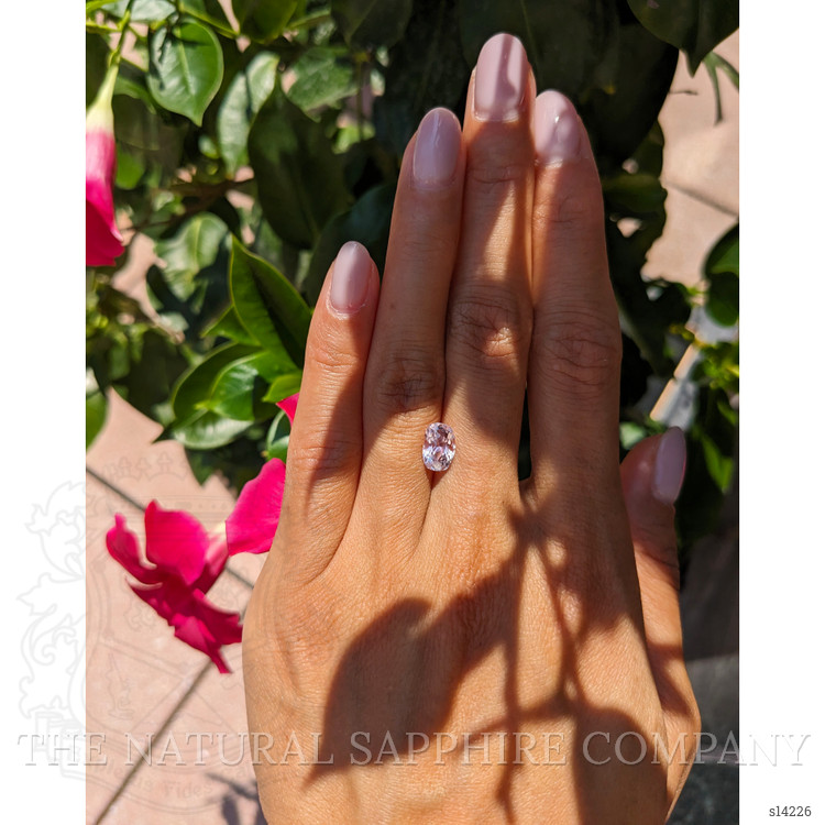 2.31 Ct. Pink Sapphire from Ceylon (Sri Lanka)