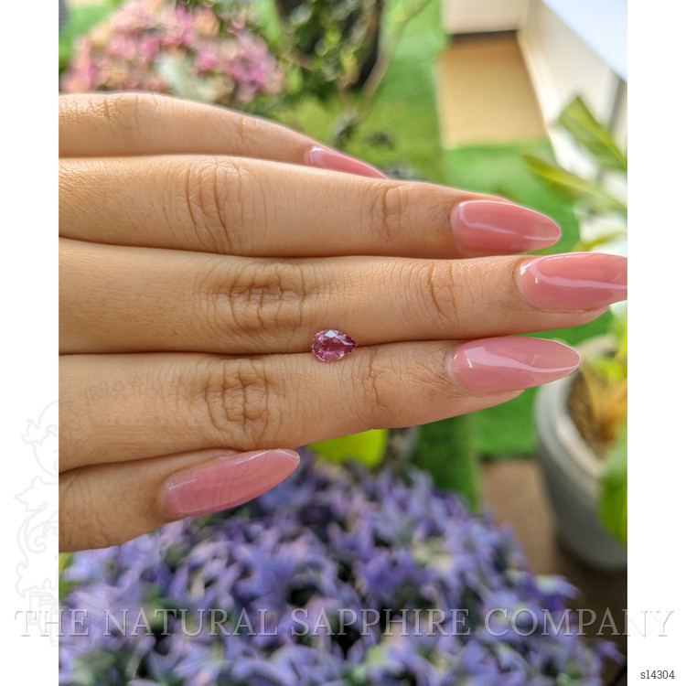 0.77 Ct. Pink Sapphire from Ceylon (Sri Lanka)