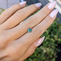 1.12 Ct. Yellowish Green Sapphire from Ceylon (Sri Lanka) Life Style