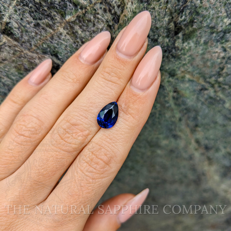 4.01 Ct. Blue Sapphire from Ceylon (Sri Lanka)