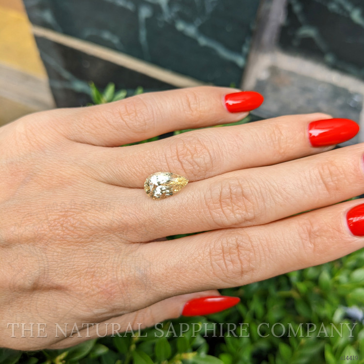 4.00 Ct. Yellow Sapphire from Ceylon (Sri Lanka)