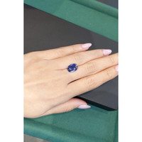 5.06 Ct. Blue Sapphire from Madagascar Life Style