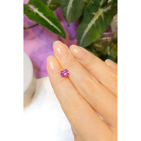 1.27 Ct. Purplish Pink Sapphire from Ceylon (Sri Lanka) Life Style
