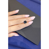 3.18 Ct. Greenish Blue Sapphire from Ceylon (Sri Lanka) Life Style