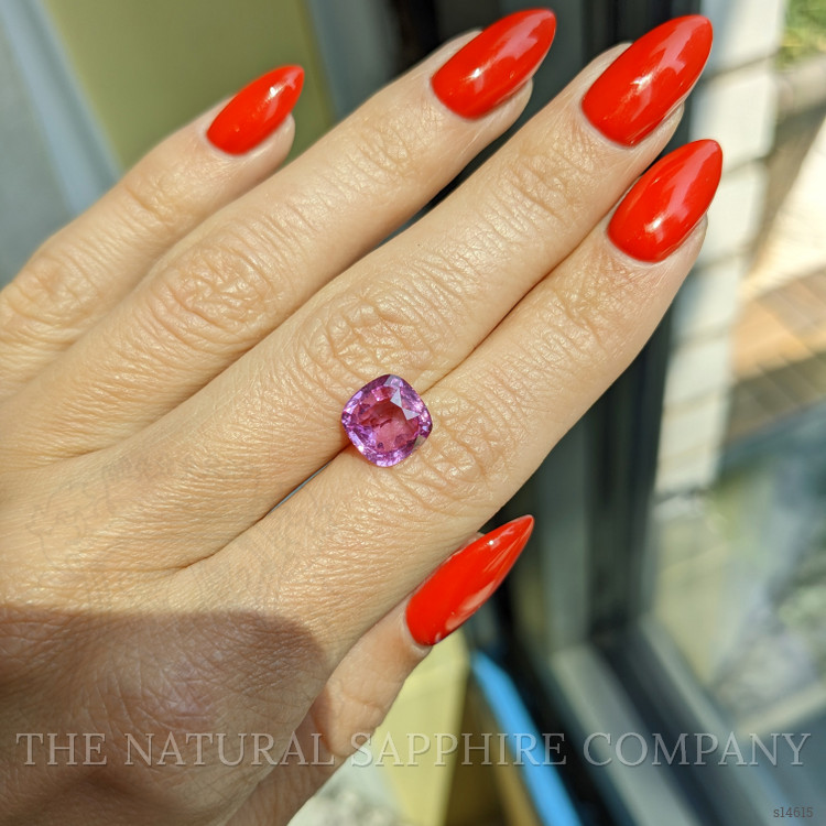 3.25 Ct. Pink Sapphire from Ceylon (Sri Lanka)