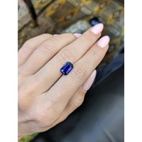 3.03 Ct. Blue Sapphire from Ceylon (Sri Lanka) Life Style