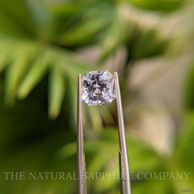 3.22 Ct. Pink Sapphire from Ceylon (Sri Lanka)