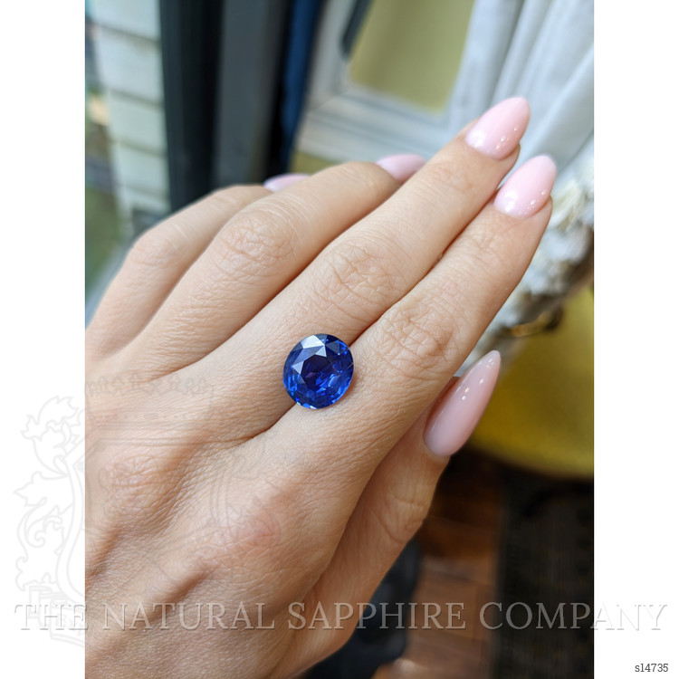 7.32 Ct. Blue Sapphire from Ceylon (Sri Lanka)