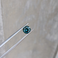 1.29 Ct. Bluish Green Sapphire from Ceylon (Sri Lanka) Life Style