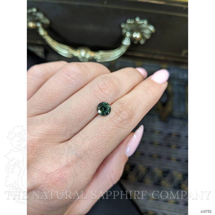 1.54 Ct. Bluish Green Sapphire from Ceylon (Sri Lanka)