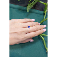 2.50 Ct. Blue Sapphire from Ceylon (Sri Lanka) Life Style