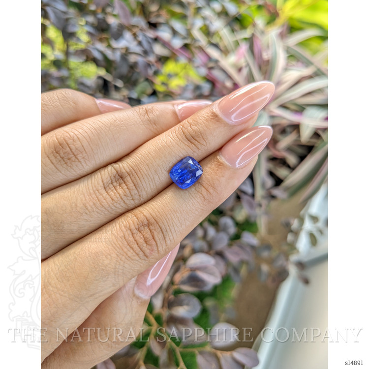 3.71 Ct. Blue Sapphire from Ceylon (Sri Lanka)