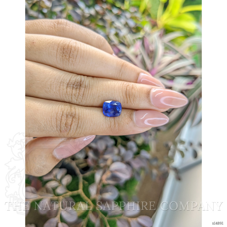 3.71 Ct. Blue Sapphire from Ceylon (Sri Lanka)