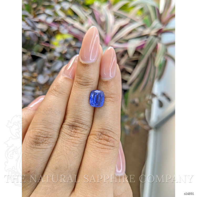 3.71 Ct. Blue Sapphire from Ceylon (Sri Lanka)