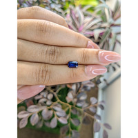 1.04 Ct. Blue Sapphire from Ceylon (Sri Lanka) Life Style