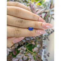 1.09 Ct. Blue Sapphire from Ceylon (Sri Lanka) Life Style