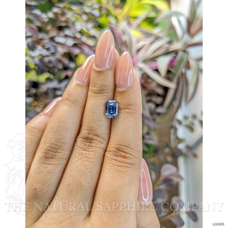 2.32 Ct. Bi Color Sapphire from Ceylon (Sri Lanka)