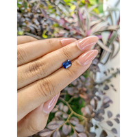 1.05 Ct. Blue Sapphire from Ceylon (Sri Lanka) Life Style