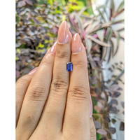 0.91 Ct. Blue Sapphire from Ceylon (Sri Lanka) Life Style