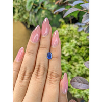 0.91 Ct. Blue Sapphire from Ceylon (Sri Lanka) Life Style