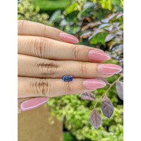 1.06 Ct. Blue Sapphire from Ceylon (Sri Lanka) Life Style
