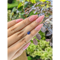 1.01 Ct. Blue Sapphire from Ceylon (Sri Lanka) Life Style