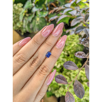0.92 Ct. Blue Sapphire from Ceylon (Sri Lanka) Life Style
