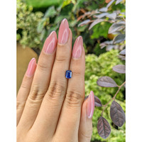 1.05 Ct. Blue Sapphire from Ceylon (Sri Lanka) Life Style