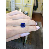5.02 Ct. Blue Sapphire from Ceylon (Sri Lanka) Life Style