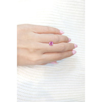 2.05 Ct. Pink Sapphire from Ceylon (Sri Lanka) Life Style