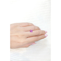 2.05 Ct. Purplish Pink Sapphire from Ceylon (Sri Lanka) Life Style