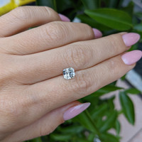 1.75 Ct. Bi Color Sapphire from Ceylon (Sri Lanka) Life Style